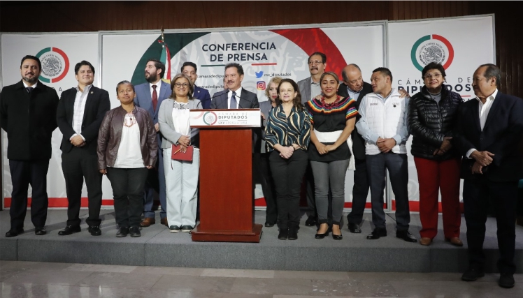 Partidos Morena, PVEM y PT, acompañará el paquete de 20 iniciativas presentadas  por AMLO el 5 de febrero.